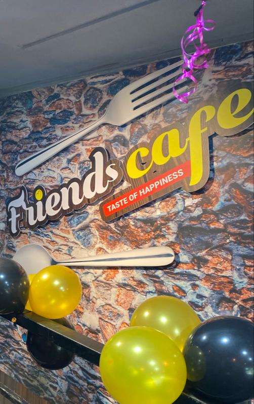 Friends Cafe 