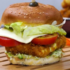 Paneer Crunchy Burger