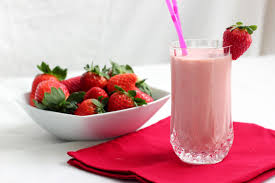 Strawberry milkashek