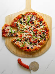 Classic veg pizza