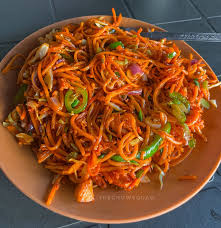 Chicken Schezwan noodles