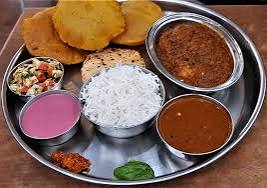 Malvani Chicken Wada Thali