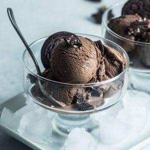 Dark Asteroid Ice-cream (dark chocolate ice cream with nuts & oreo)