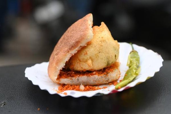 डॅमीट वडापाव