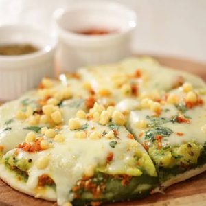 Cocktail Vadapav pizza